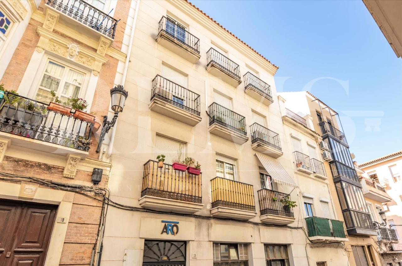 Private Rooftop & Elegant Studio - Center By Rems Apartment Malaga Luaran gambar